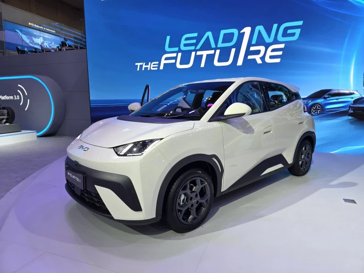 GIIAS 2025 Dibuka: Pesta...