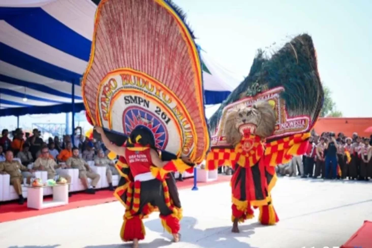Reog Ponorogo Binaan...