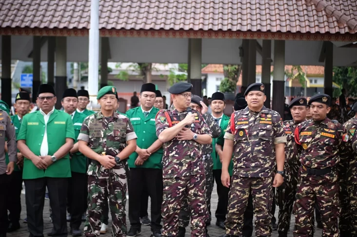 Sesalkan Bentrokan di...