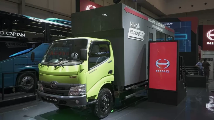 Hino300 Series 136 MDLR...