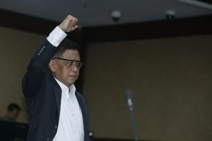Divonis 3,5 Tahun Penjara,...