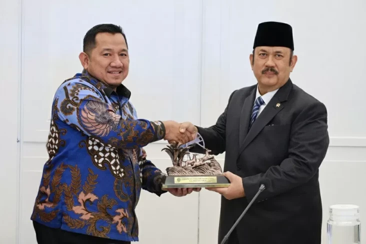Menteri Bappenas dan...