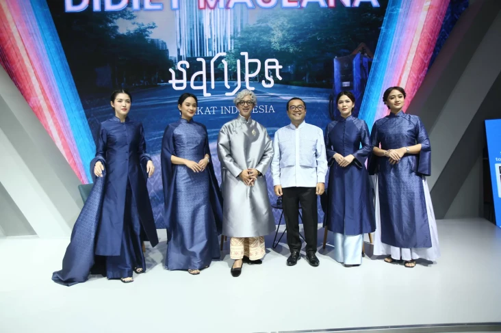 Saat Tenun Ikat Bertemu...