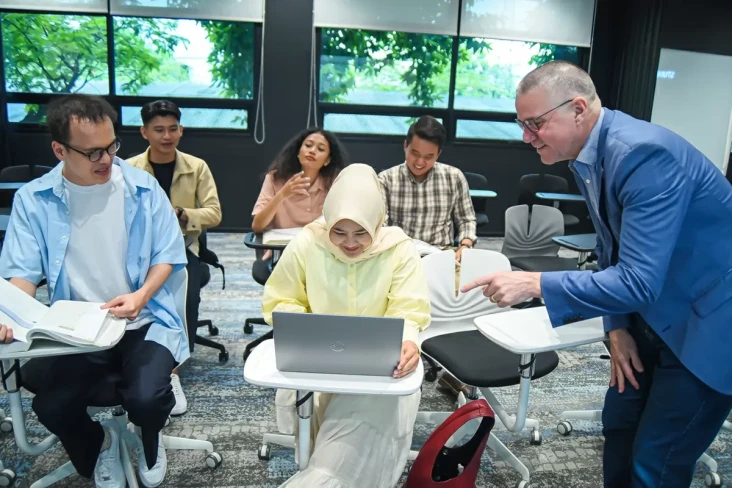 Kampus Ini Tawarkan...