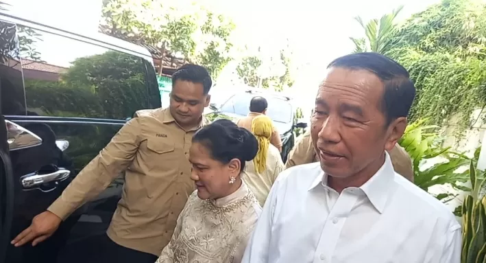 Jokowi Berangkat ke...