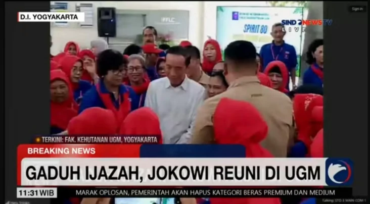 Hadiri Reuni Fakultas...
