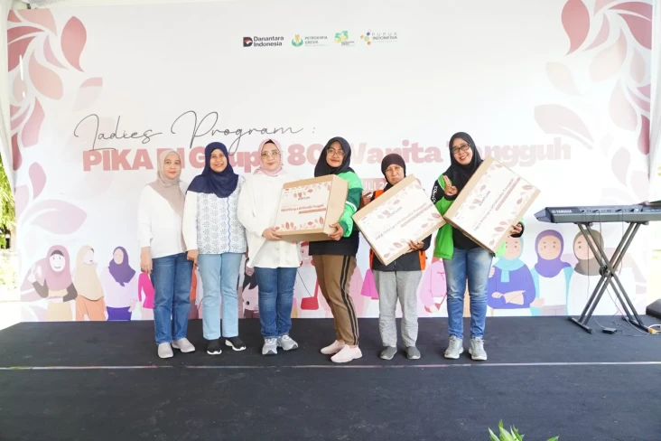 HUT Petrokimia Gresik,...