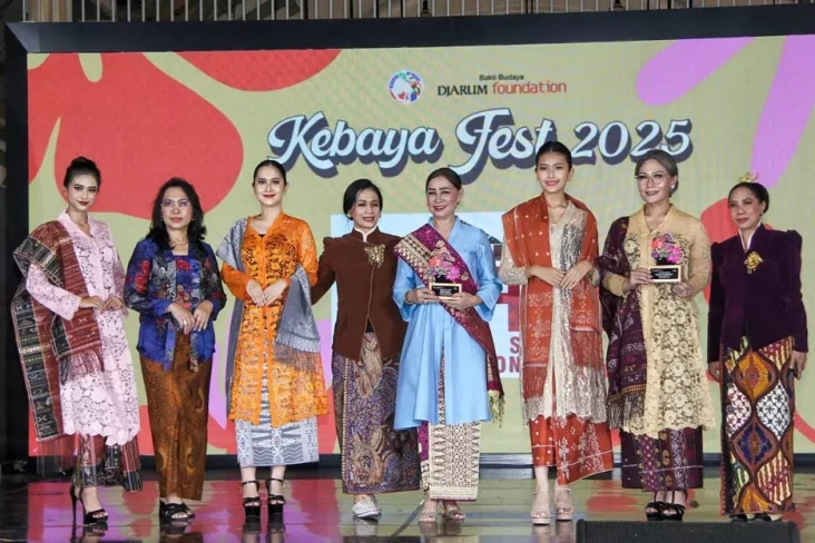 Komunitas Kebaya Menari...
