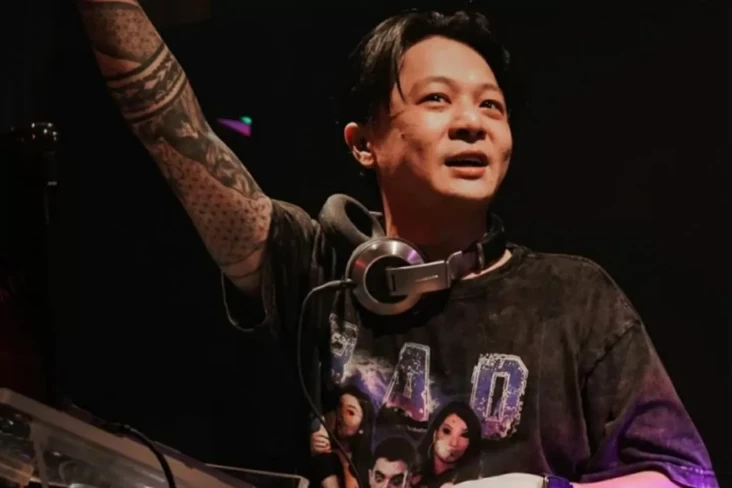 Biodata dan Agama DJ...