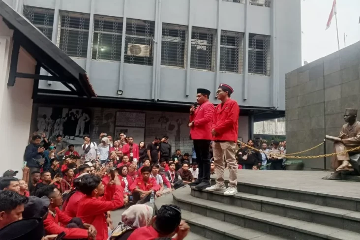 Sujahri Somar Terpilih...