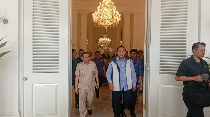 SBY dan Pramono Dampingi...