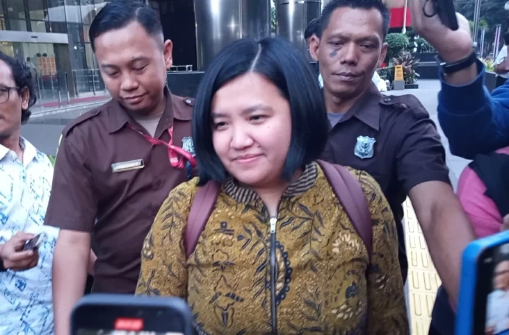 Fiona Handayani Mantan...