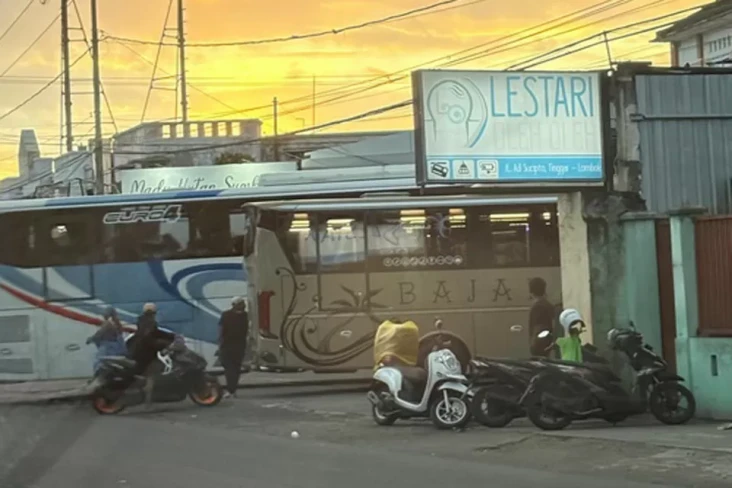 Berkah FORNAS VIII:...