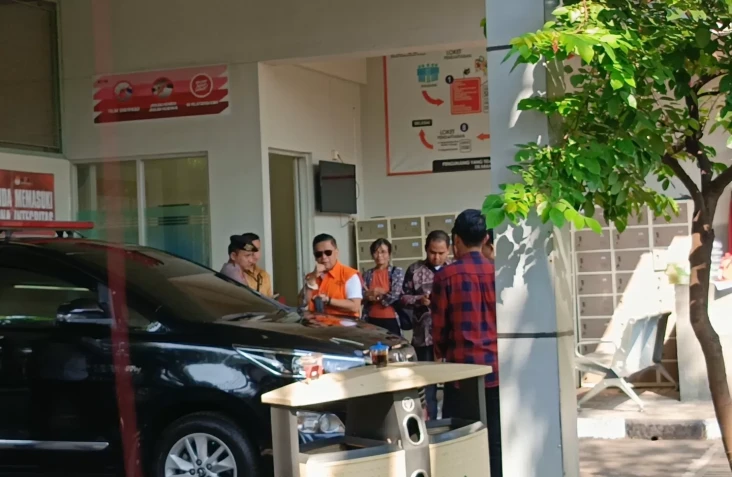 KPK Akan Keluarkan Hasto...