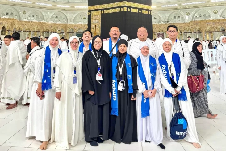 J99 Corp Hadiahi Karyawan...