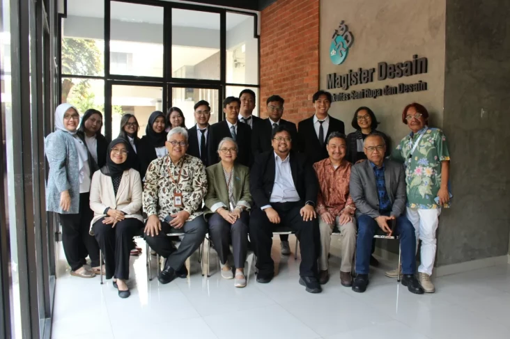 Rektor MNC University...