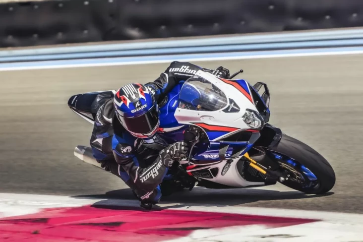 Suzuki GSX-R1000R M6...