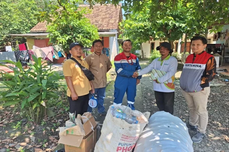 Program Desa Bebas Sampah...