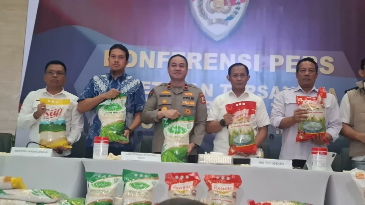 Polri Kembali Tetapkan...