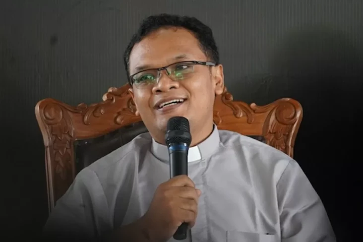 Cinta Kasih Tanpa Sekat,...