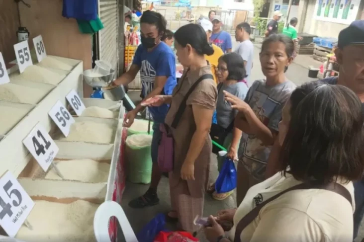 Filipina, Pembeli Beras...