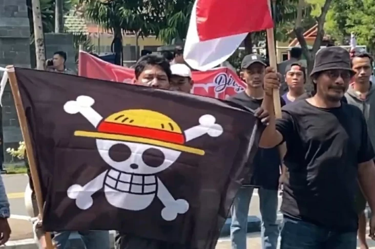 Demo Kantor Bupati Jombang,...