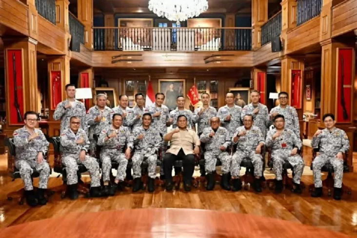 Prabowo Beri Arahan...