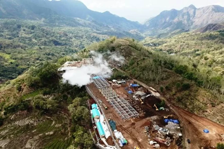 Panas Bumi di Kabupaten...