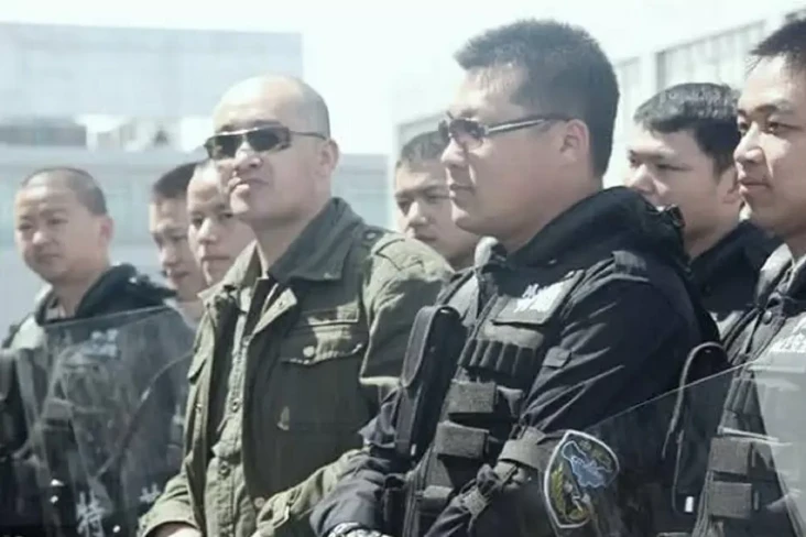 Tentara Swasta China,...