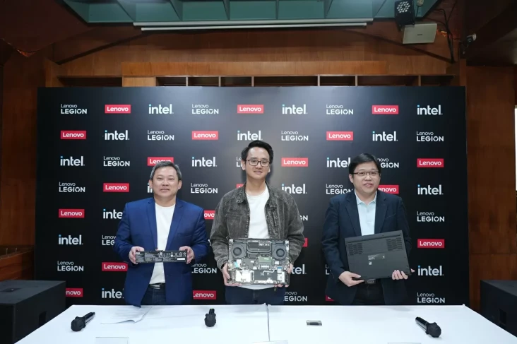 Lenovo Bongkar Gudang...