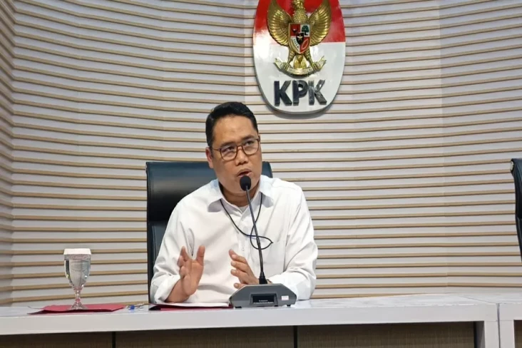 KPK Naikkan Kasus Dugaan...