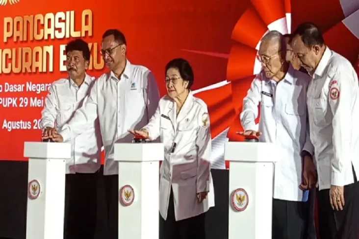 Jengkel dengan Polisi,...