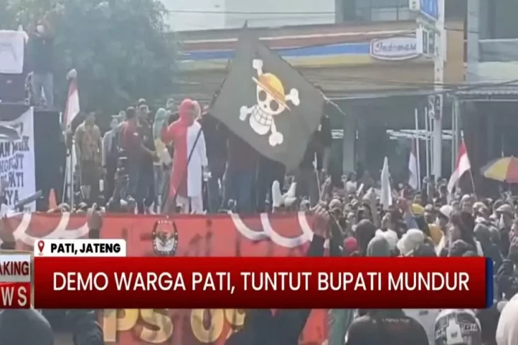 Bendera One Piece Berkibar...