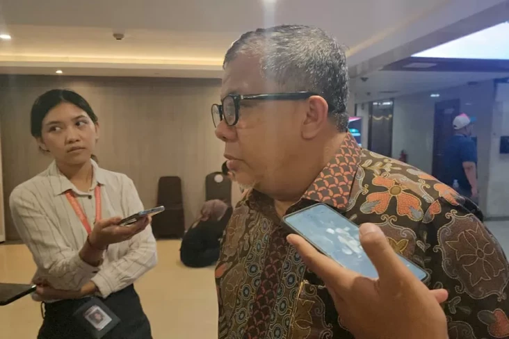 Fahri Hamzah Kritik...