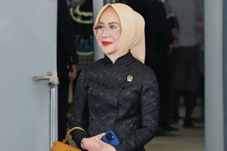 Anggota DPR Nilam Sari...