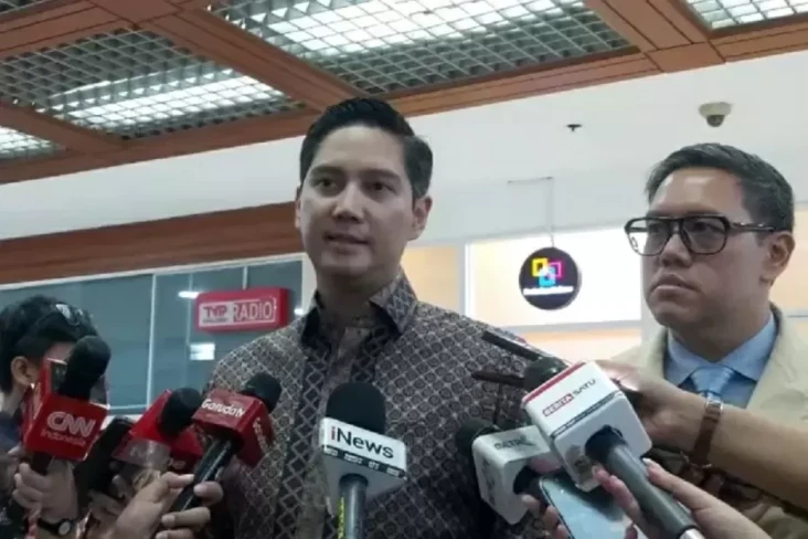 Polemik Bupati Pati...