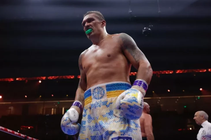 Oleksandr Usyk Cedera,...