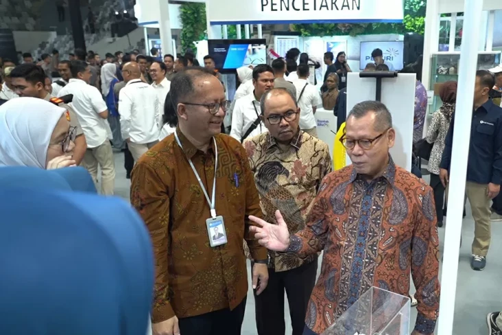 Distribusikan Uang Layak...