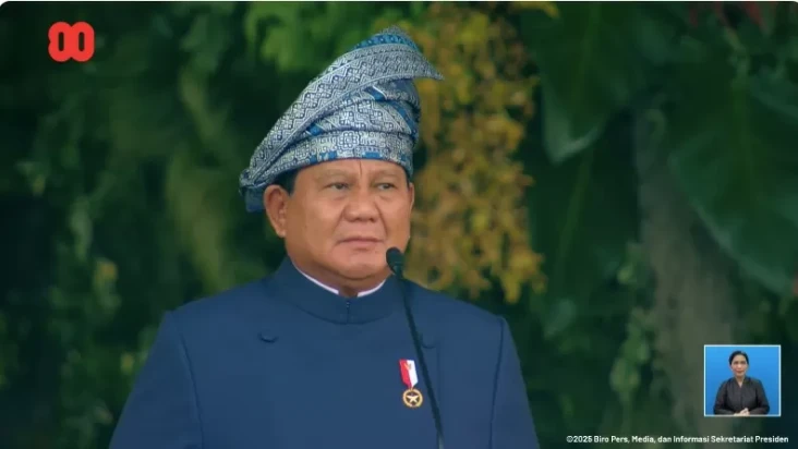 Upacara Penurunan Sang...