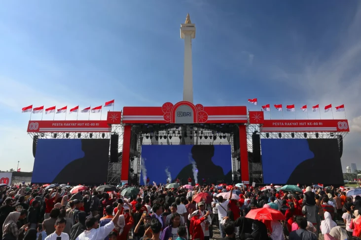 Gelar Panggung Hiburan...