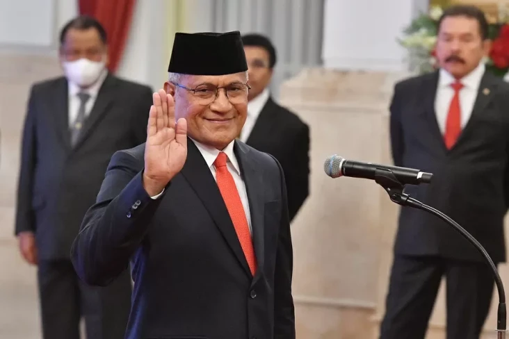 Ikuti Langkah Singapura,...