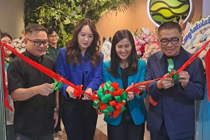 Membuka Ruang Lahirnya...