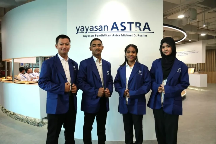 4 Siswa Binaan Raih...