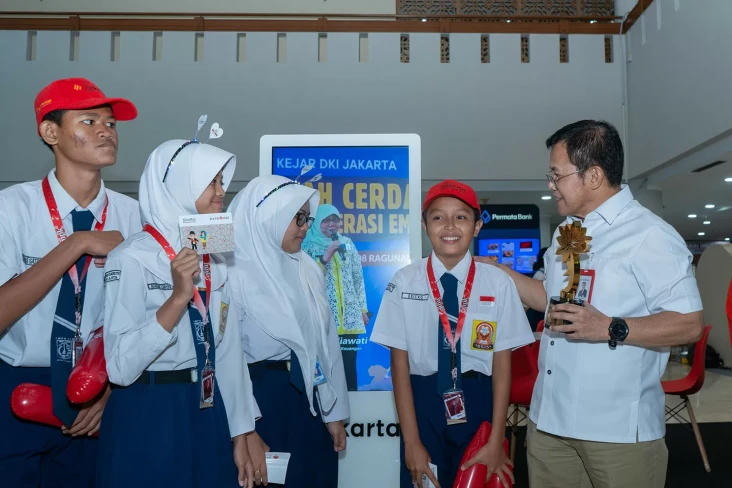 Fantastis! Tabungan...