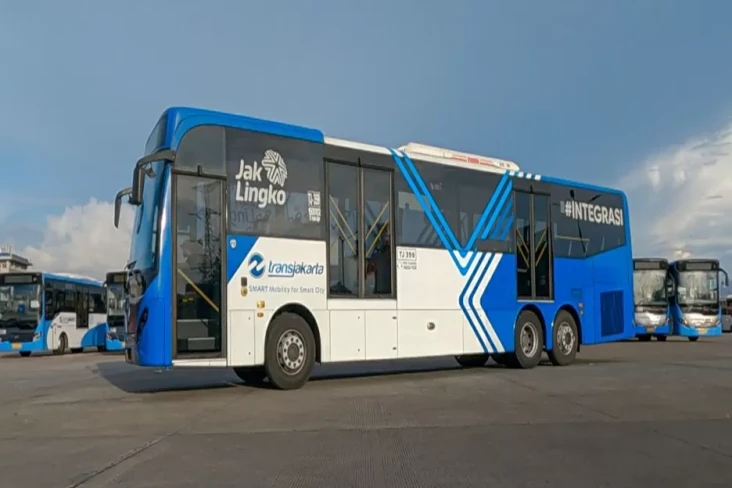 Layanan Transjakarta...