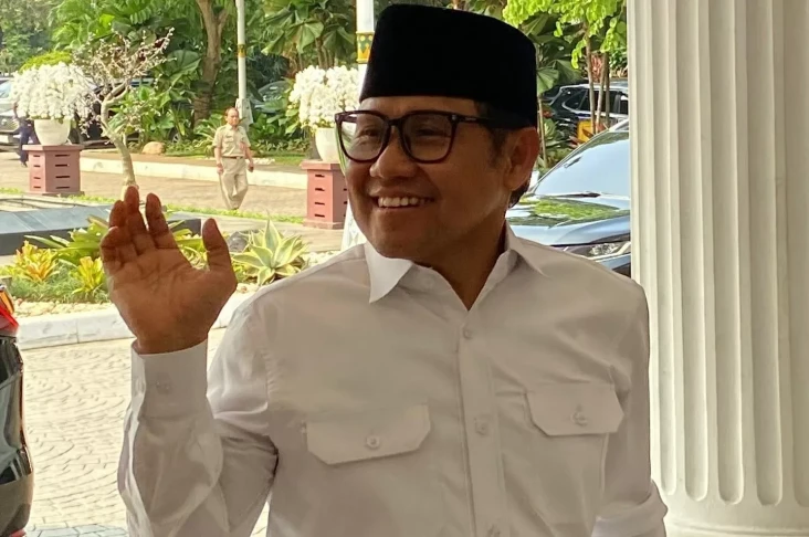 Demo Tolak Tunjangan...