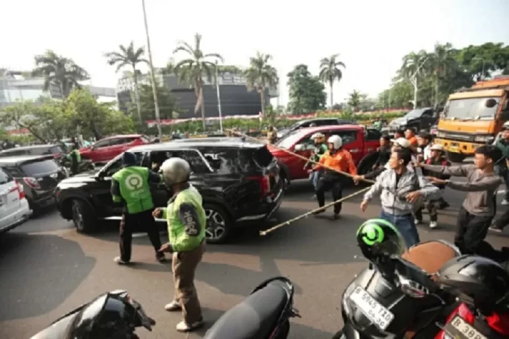 Lurah Manggarai Jadi...