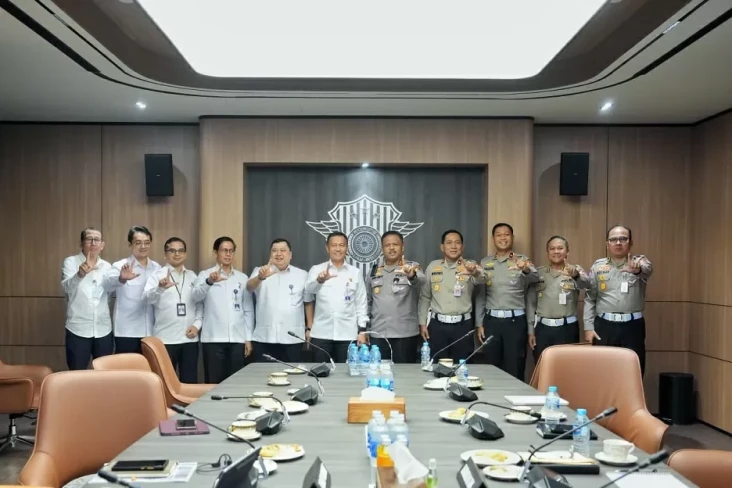 Polri dan Kemenhub Berkolaborasi...