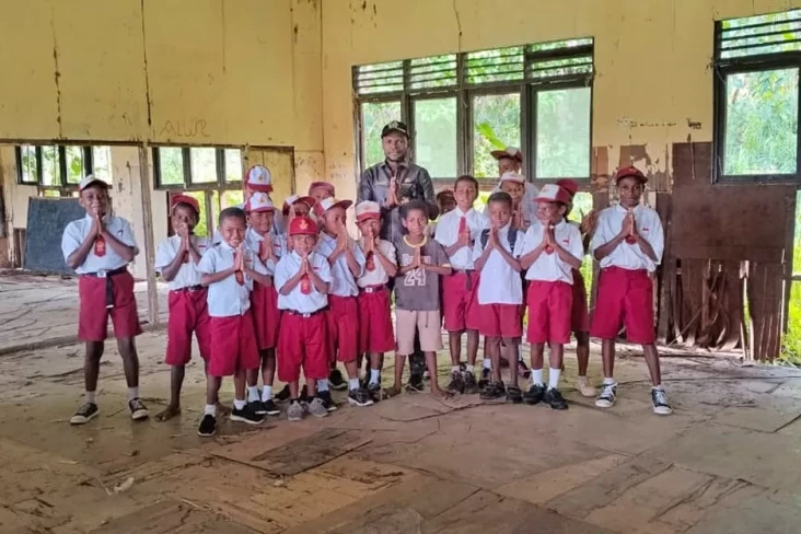 Perjuangkan Pendidikan...