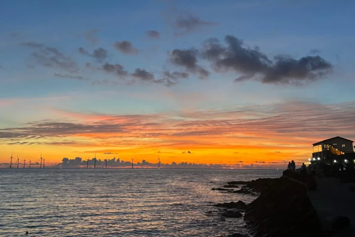 Cantiknya Sunset di...